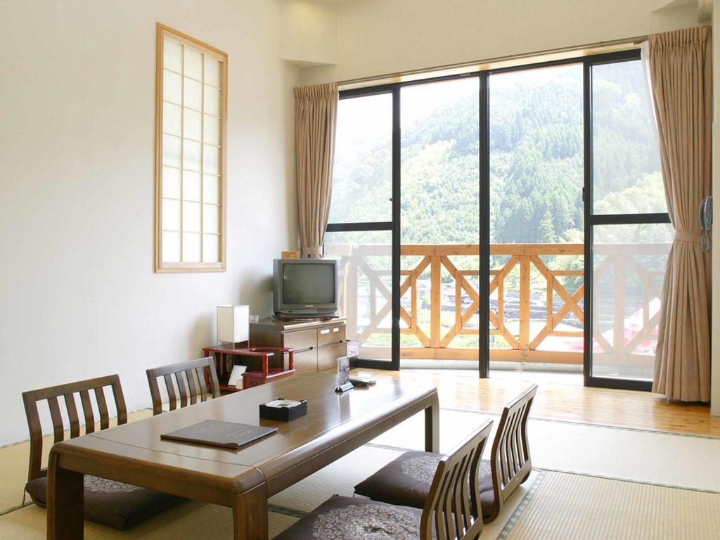Kawasemi Ogawa (Kumamoto) Quarto foto